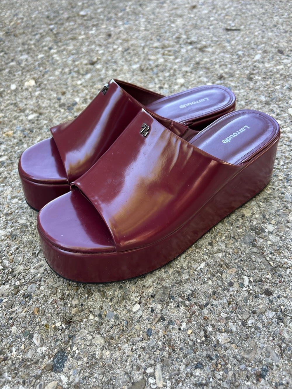 Larroude Platform Slide Sandals Burgundy Size 11 Patent Leather